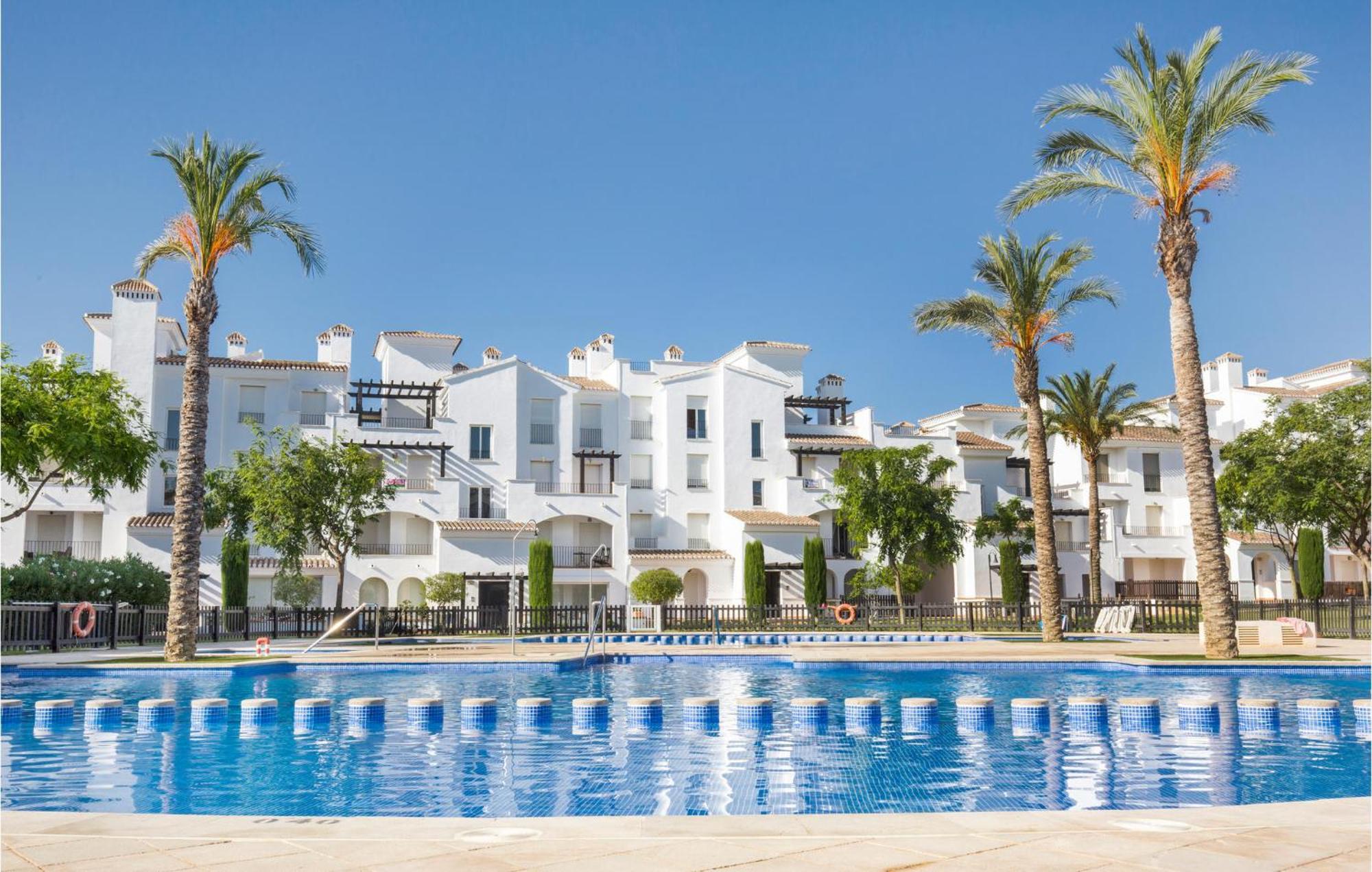 2 Bedroom Nice In Roldan Appartamento *